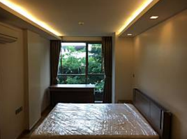 1 Schlafzimmer Wohnung zu vermieten im Via Botani, Khlong Tan Nuea