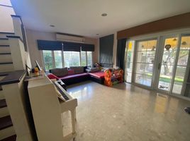 4 Bedroom House for sale at Nantawan Rama 9-Onnut, Prawet
