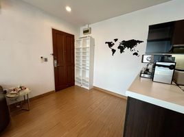 2 Bedroom Apartment for rent at The Complete Rajprarop, Thanon Phaya Thai