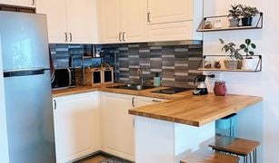 2 Bedrooms Condo for sale in Phra Khanong Nuea, Bangkok Blocs 77
