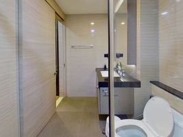 1 Bedroom Condo for rent at Klass Langsuan, Lumphini