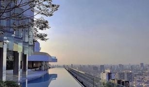 2 Bedrooms Condo for sale in Makkasan, Bangkok Life Asoke Rama 9