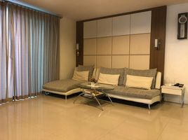 2 Bedroom Apartment for sale at The Silk Phaholyothin-Aree 2, Sam Sen Nai, Phaya Thai