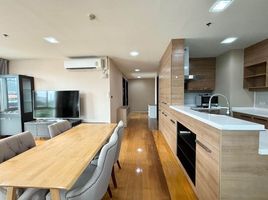 2 Bedroom Condo for rent at Villa Sikhara, Khlong Tan Nuea