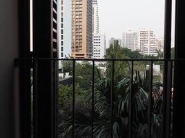 1 Schlafzimmer Appartement zu vermieten im Condolette Dwell Sukhumvit 26, Khlong Tan