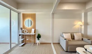 1 Bedroom Condo for sale in Chantharakasem, Bangkok J. W. Place