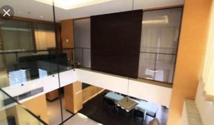 3 Bedrooms Penthouse for sale in Lumphini, Bangkok Langsuan Ville
