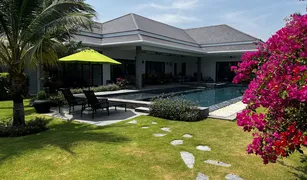 佛丕 七岩 The Clouds Hua Hin 4 卧室 别墅 售 