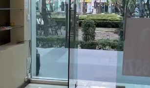 2 chambres Retail space a vendre à Huai Khwang, Bangkok TC Green Rama 9