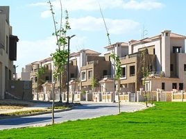 4 Bedroom Townhouse for sale at Palm Hills Golf Views, Cairo Alexandria Desert Road, 6 October City, Giza, Egypt