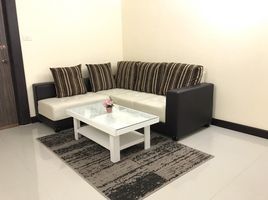 Studio Wohnung zu verkaufen im Hillside Plaza & Condotel 4, Chang Phueak