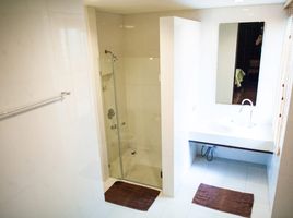 Studio Apartment for rent at Baan Silom Soi 3, Si Lom