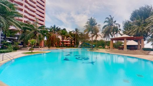 Photo 1 of the Communal Pool at Springfield Beach Resort