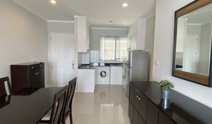 2 chambres Condominium a vendre à Thung Mahamek, Bangkok Baan Siri Sathorn Yenakard