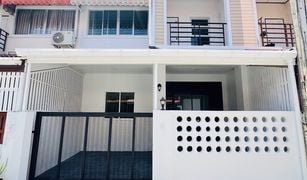 4 Bedrooms Townhouse for sale in Wichit, Phuket Phanason City Thep Anusorn