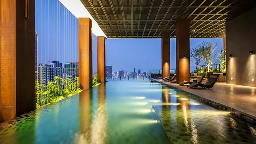 Fotos 2 of the Communal Pool at The Lofts Asoke