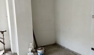 4 Bedrooms House for sale in Thung Mahamek, Bangkok 