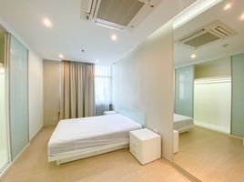 2 Schlafzimmer Appartement zu vermieten im Grand Langsuan, Lumphini