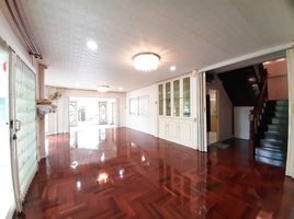 5 Bedroom Villa for sale at Baan Sue Trong 28, Nuan Chan