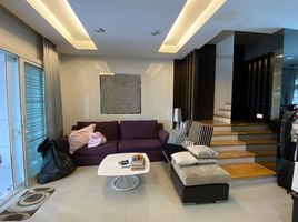 3 Schlafzimmer Villa zu verkaufen im Baan Klang Muang Urbanion Rama 9 - Ladprao, Wang Thonglang