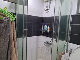 Studio Appartement zu verkaufen im Lumpini Place Narathiwasratchanakarin, Chong Nonsi