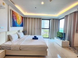 1 Bedroom Apartment for rent at Wongamat Tower, Na Kluea, Pattaya, Chon Buri, Thailand