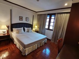 2 Bedroom Condo for rent at Piya Place Tonson, Lumphini