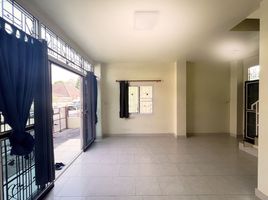 4 Bedroom Townhouse for rent in Air Force Institute Of Aviation Medicine, Sanam Bin, Si Kan