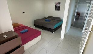 Кондо, 4 спальни на продажу в Патонг, Пхукет Patong Tower