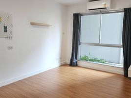 2 Schlafzimmer Appartement zu verkaufen im Whizdom Punnawithi Station, Bang Chak