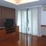 3 Bedroom Apartment for rent at Baan Na Varang, Lumphini, Pathum Wan