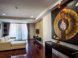 2 Schlafzimmer Appartement zu vermieten im Mona Suite, Khlong Toei Nuea