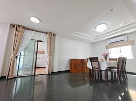 4 Schlafzimmer Haus zu vermieten im Baan Chalita 1, Na Kluea, Pattaya