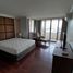 2 Schlafzimmer Appartement zu vermieten im Newton Tower, Khlong Toei