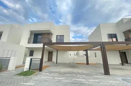 4 bedroom Villa for sale in Abu Dhabi, United Arab Emirates