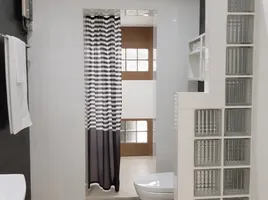 4 Bedroom Townhouse for rent at Chom Talay Resort , Na Chom Thian, Sattahip, Chon Buri