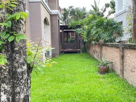 3 Schlafzimmer Haus zu vermieten im Krisda Grand Park, Khlong Nueng