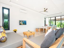 3 Schlafzimmer Haus zu vermieten im Andaman Seaview Luxury Pool Villa, Rawai, Phuket Town