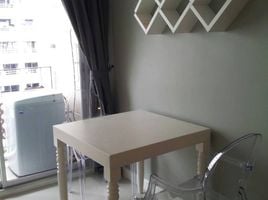 1 Bedroom Condo for rent at The Clover, Khlong Tan Nuea