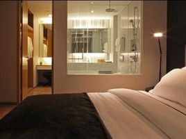 1 Schlafzimmer Appartement zu vermieten im Aequa Sukhumvit 49, Khlong Tan Nuea