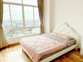 2 Bedroom Condo for sale at Ideo Verve Sukhumvit, Phra Khanong Nuea