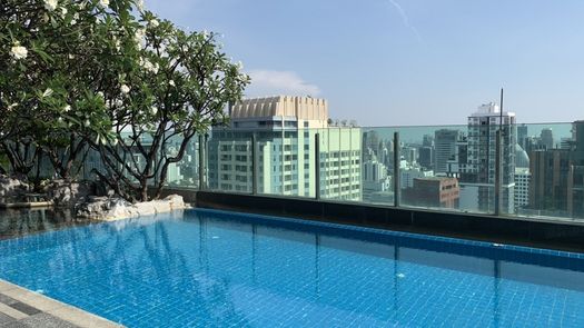 Фото 1 of the Communal Pool at The Address Asoke