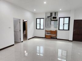 5 Bedroom House for rent in DONKI Mall Thonglor, Khlong Tan Nuea, Phra Khanong Nuea