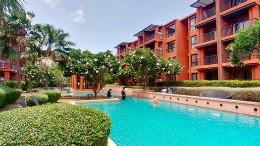 Virtueller Rundgang of the Communal Pool at Bluroc Hua Hin