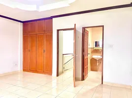 2 Bedroom Townhouse for sale in Airport-Pattaya Bus 389 Office, Nong Prue, Nong Prue