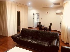 2 Schlafzimmer Appartement zu vermieten im President Place, Lumphini