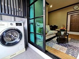 1 Bedroom Condo for rent at The Reserve - Kasemsan 3, Wang Mai