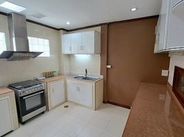 4 Bedroom Villa for rent in Habito Mall, Phra Khanong Nuea, Phra Khanong Nuea