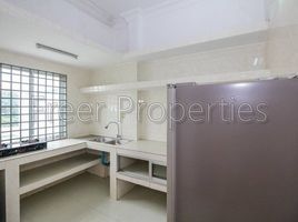 3 Schlafzimmer Appartement zu vermieten im 3 BR apartment for rent Tonle Bassac $1000, Tonle Basak, Chamkar Mon, Phnom Penh, Kambodscha
