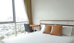 2 Bedrooms Condo for sale in Khlong Song Ton Nun, Bangkok Abstracts Phahonyothin Park